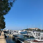 Sea Breeze بيت ضيافة