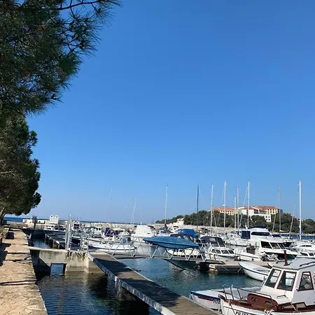 Sea Breeze Πανσιόν